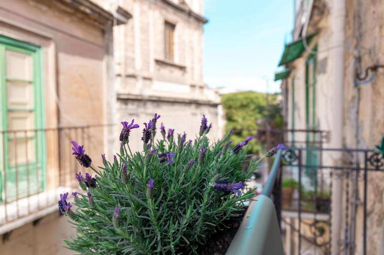 Nicolhouse - Appartamento Nel Centro Storico Di Палермо Екстериор снимка